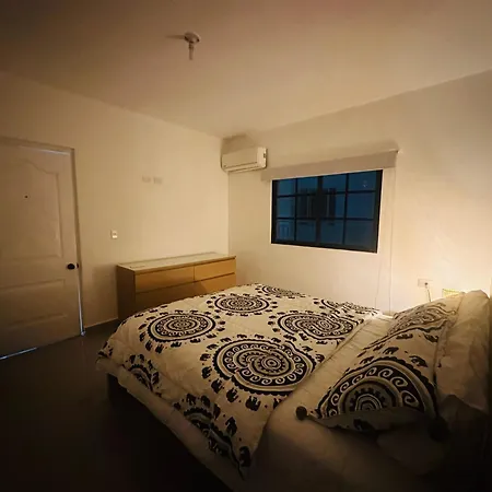 Yojanny Residences
